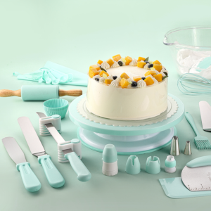 42 piece cake decorating kit